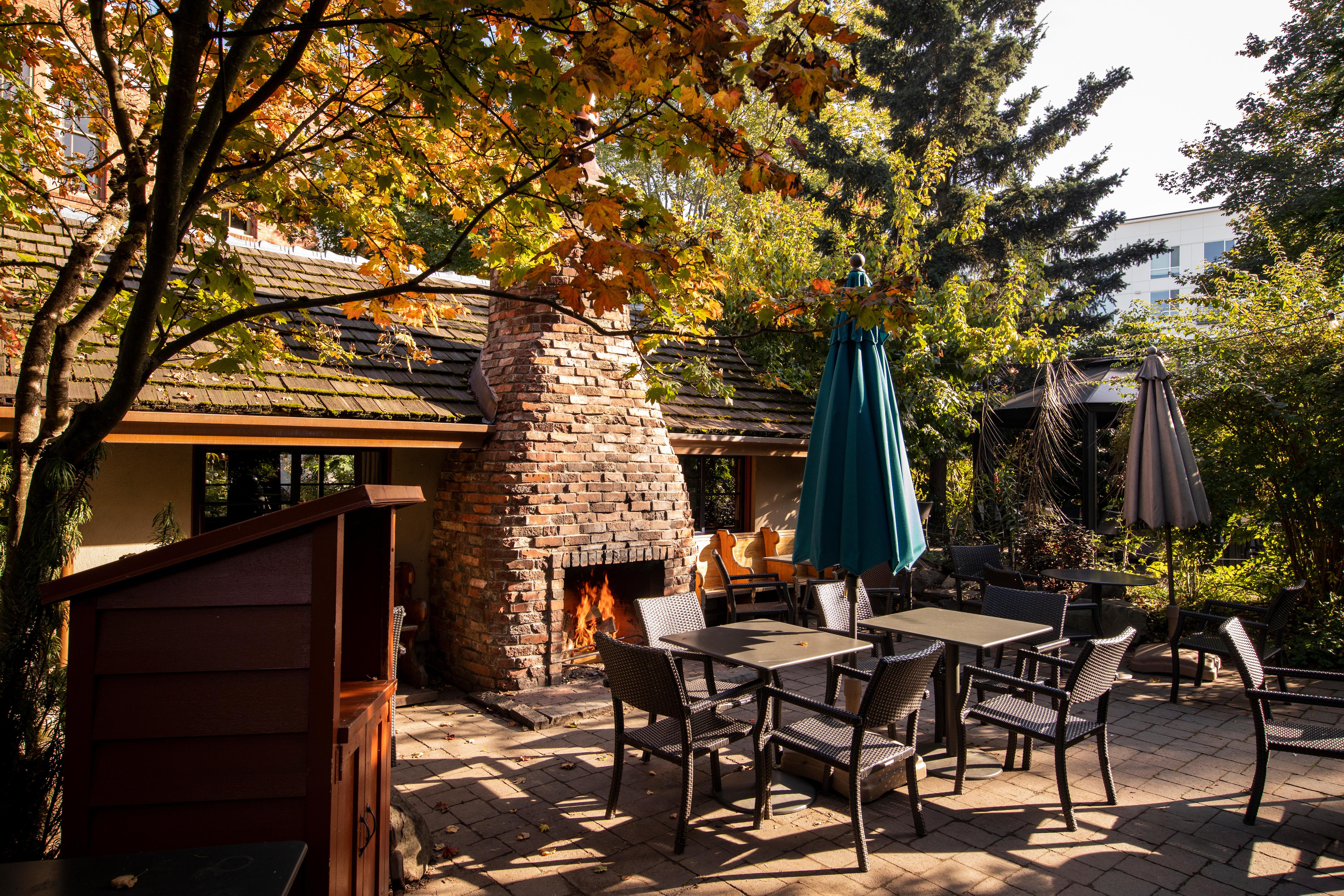 McMenamins Anderson School Hotel Bothell Buitenkant foto