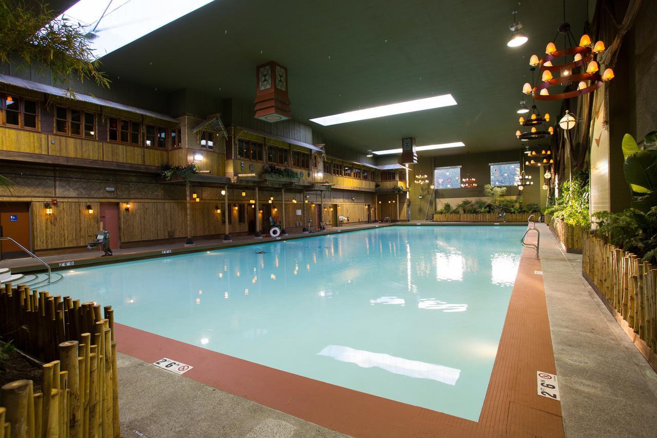McMenamins Anderson School Hotel Bothell Buitenkant foto
