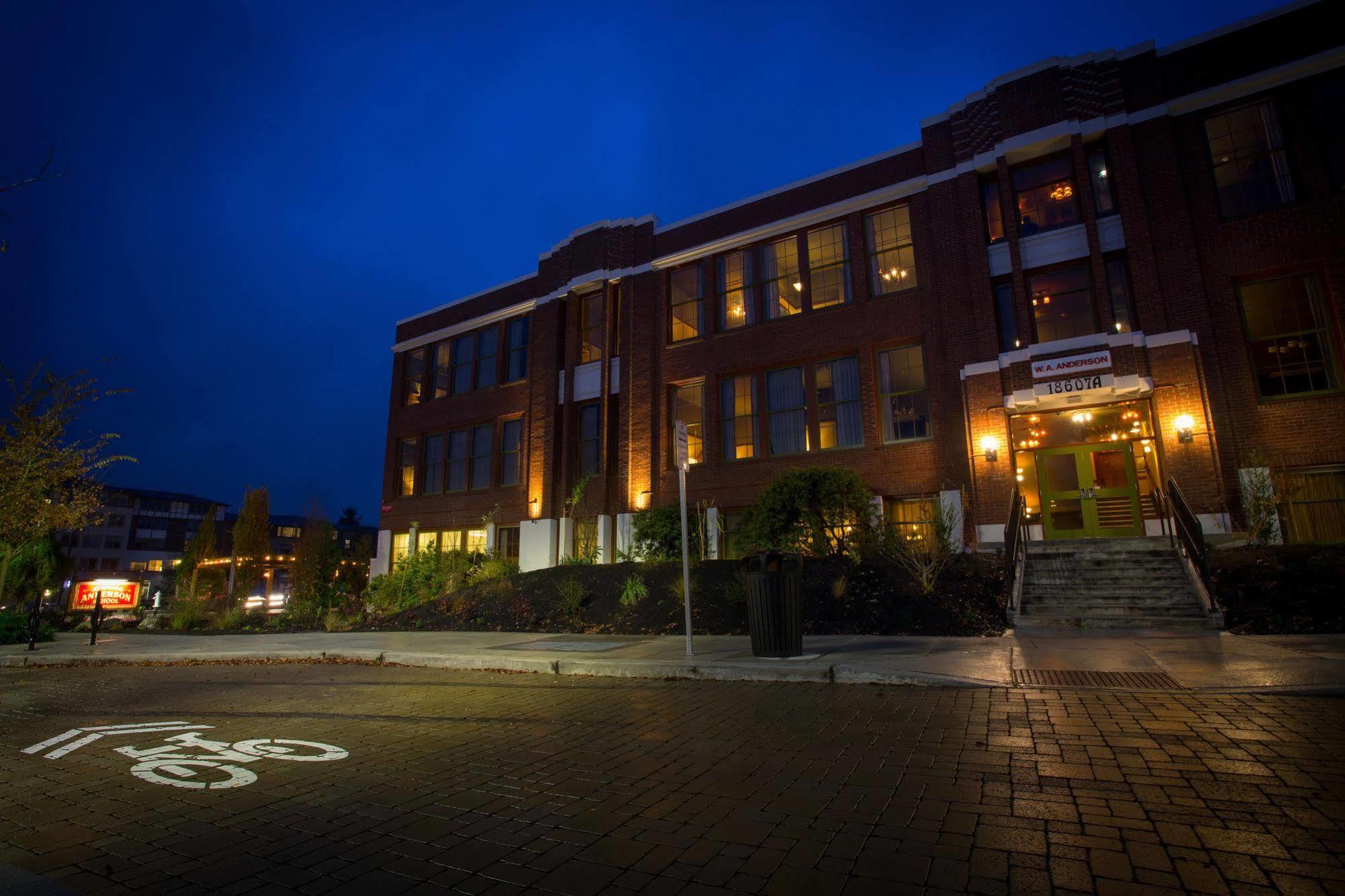 McMenamins Anderson School Hotel Bothell Buitenkant foto