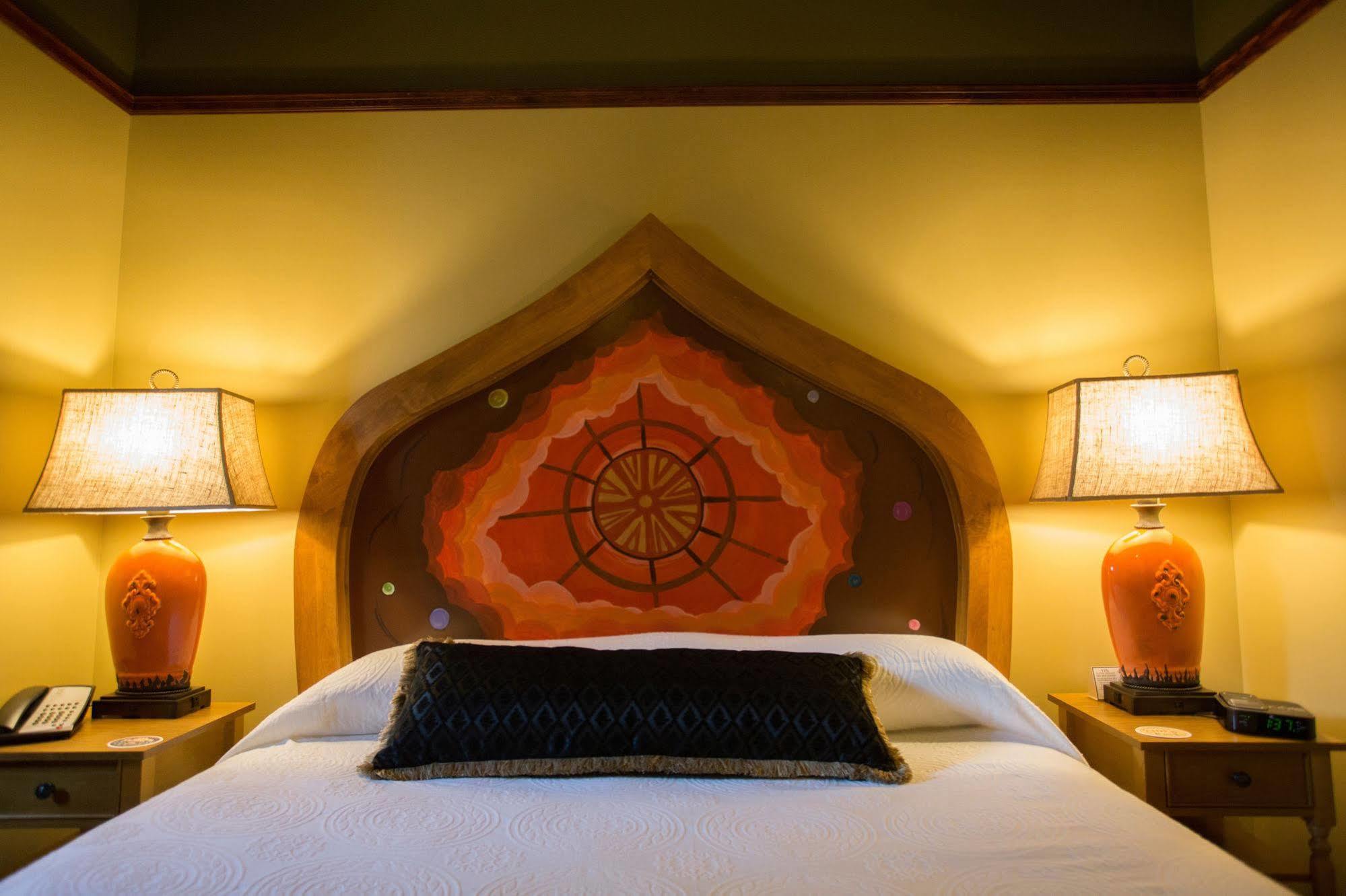 McMenamins Anderson School Hotel Bothell Buitenkant foto
