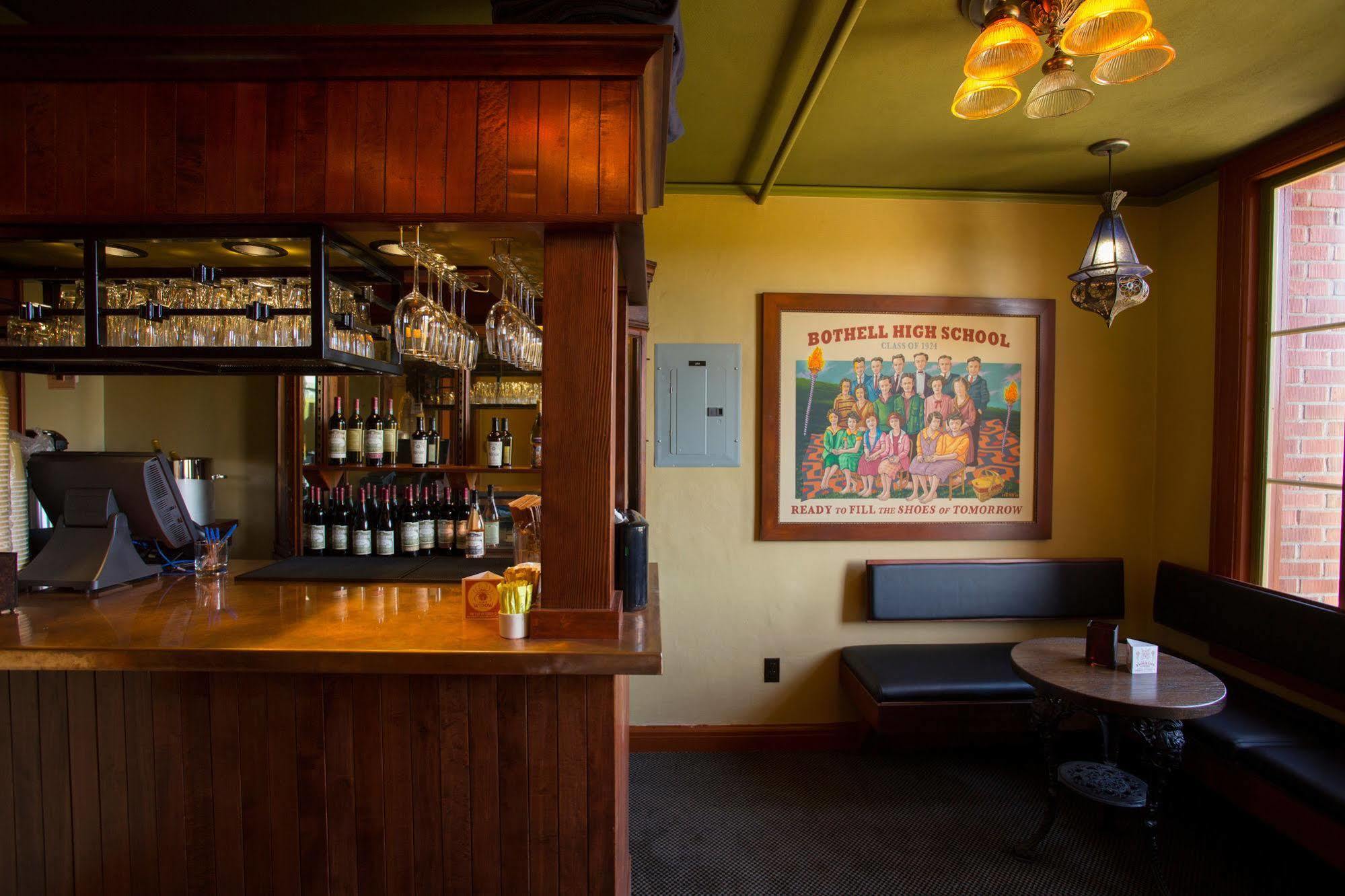 McMenamins Anderson School Hotel Bothell Buitenkant foto